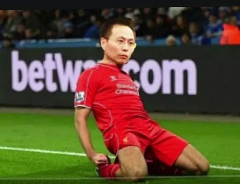  热刺战平利物浦，罗伯逊乌龙送礼  